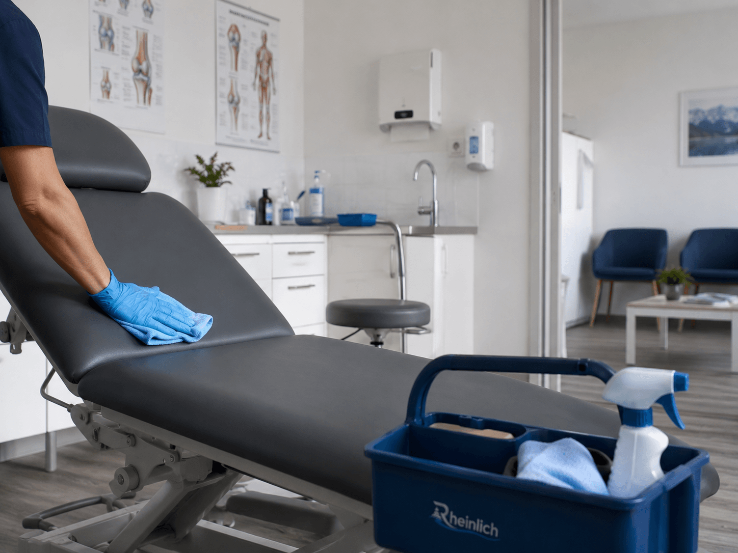 Hygienische Praxisreinigung – KI-generiertes Symbolbild